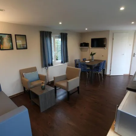 Recreatiepark En Jachthaven De Scherpenhof