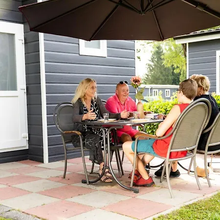 Ferienpark Recreatiepark En Jachthaven De Scherpenhof