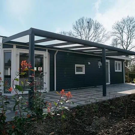 Ferienpark Recreatiepark En Jachthaven De Scherpenhof 3*