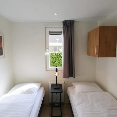 Recreatiepark En Jachthaven De Scherpenhof 3* Terwolde