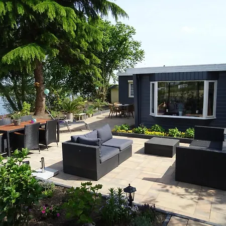 Holiday park Recreatiepark En Jachthaven De Scherpenhof Terwolde