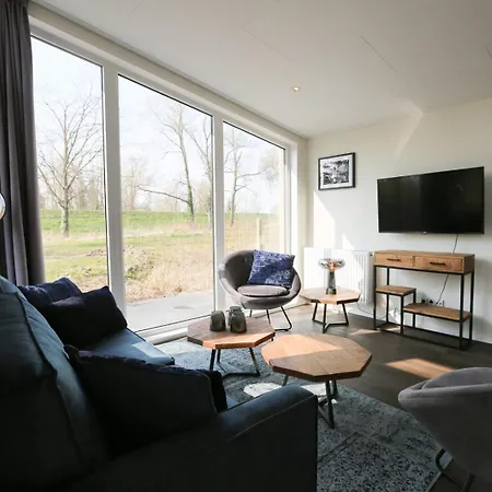 Recreatiepark En Jachthaven De Scherpenhof 3* Terwolde