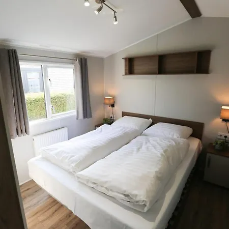 Recreatiepark En Jachthaven De Scherpenhof 3* Terwolde