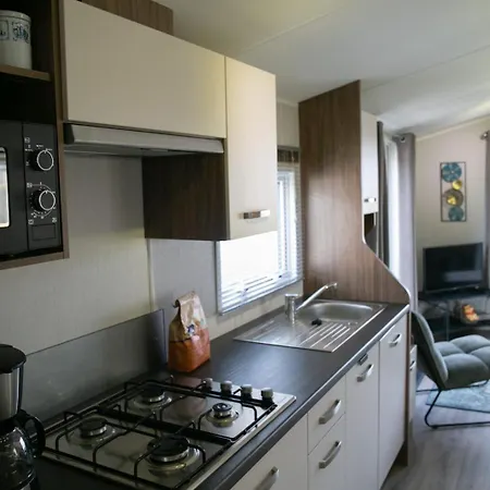 Recreatiepark En Jachthaven De Scherpenhof Holiday park 3*
