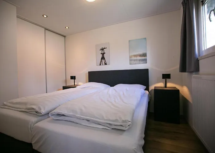 Recreatiepark En Jachthaven De Scherpenhof 3* Terwolde