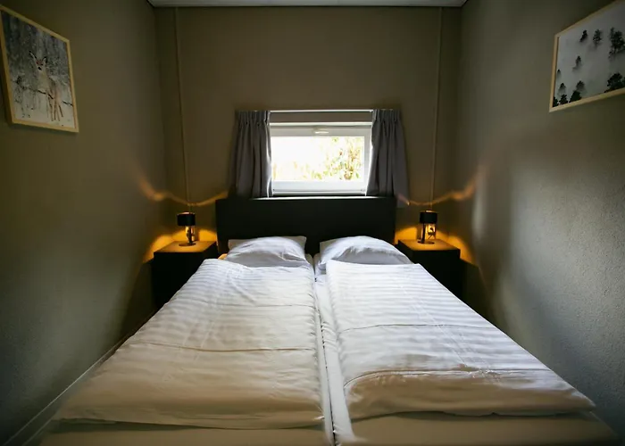 Ferienpark Recreatiepark En Jachthaven De Scherpenhof 3*