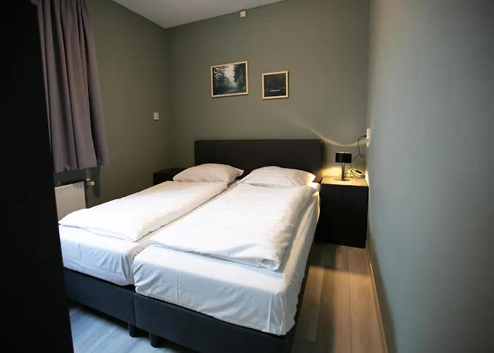 Recreatiepark En Jachthaven De Scherpenhof 3* Terwolde