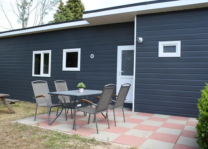 Recreatiepark En Jachthaven De Scherpenhof