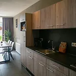 Recreatiepark En Jachthaven De Scherpenhof