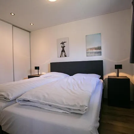 Recreatiepark En Jachthaven De Scherpenhof 3* Terwolde