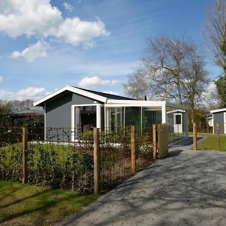 Recreatiepark En Jachthaven De Scherpenhof Aldeamento Turístico Terwolde