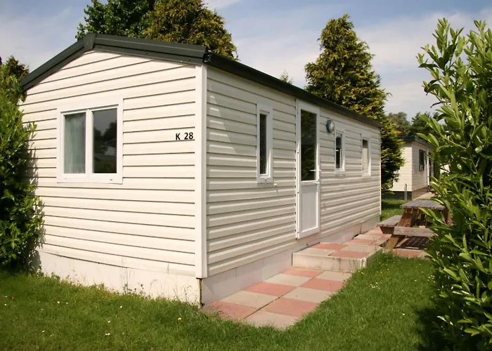 Recreatiepark En Jachthaven De Scherpenhof Semesterpark 3*