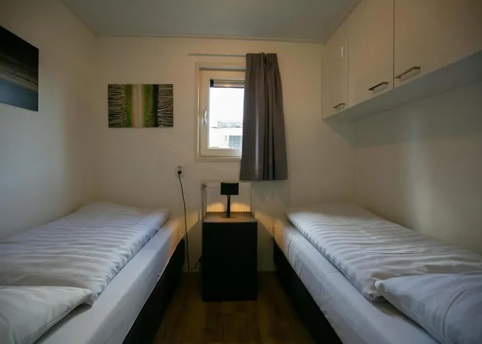 Recreatiepark En Jachthaven De Scherpenhof Semesterpark