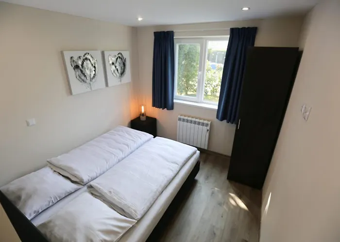 Recreatiepark En Jachthaven De Scherpenhof 3* Terwolde