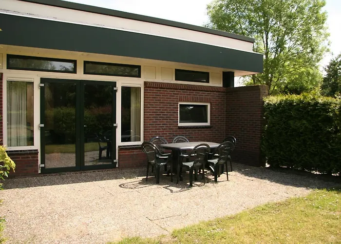 Recreatiepark En Jachthaven De Scherpenhof 3* Terwolde