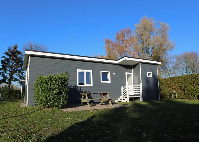 Recreatiepark En Jachthaven De Scherpenhof Semesterpark